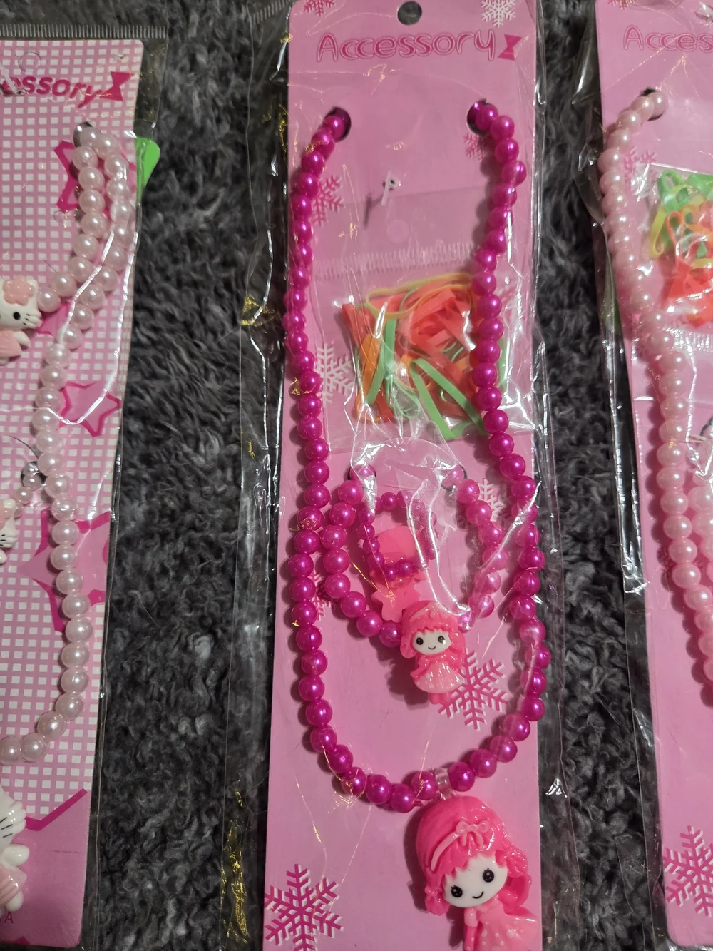 N/A three pink